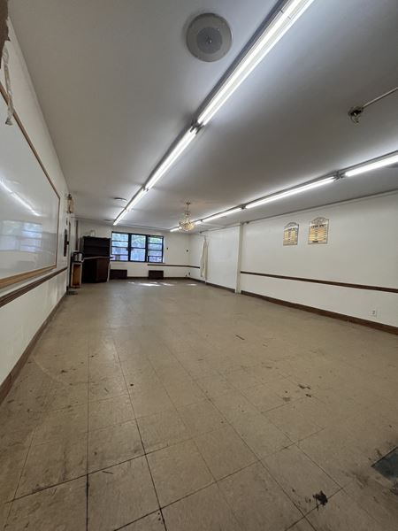 Retail space for Rent at 280 Rodney Street in Brookyln