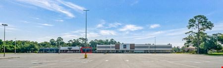 Dogwood Park Shopping Center