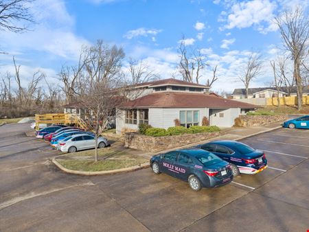 6 North Halsted Circle