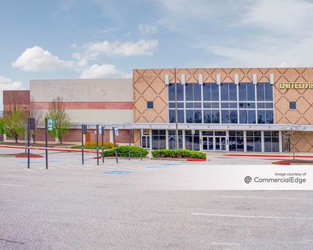 Industrial space for Rent at 9141 Commerce Center Dr in Columbia
