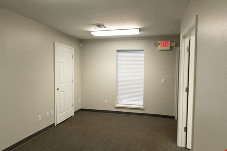 2350 S Midwest Blvd - Flex Space w/ Warehouse Loft