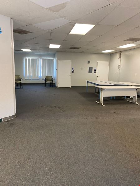 High Exposure Retail Space Available at Strip Mall in Clovis