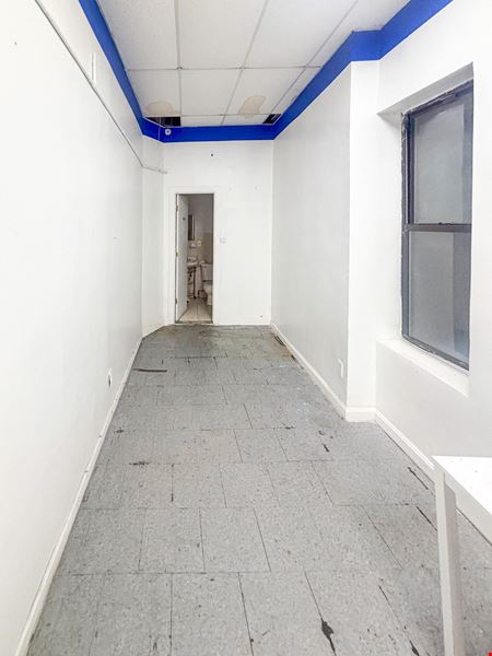 500 SF | 347 Linden Street | Retail Space with Glass Frontage for Lease