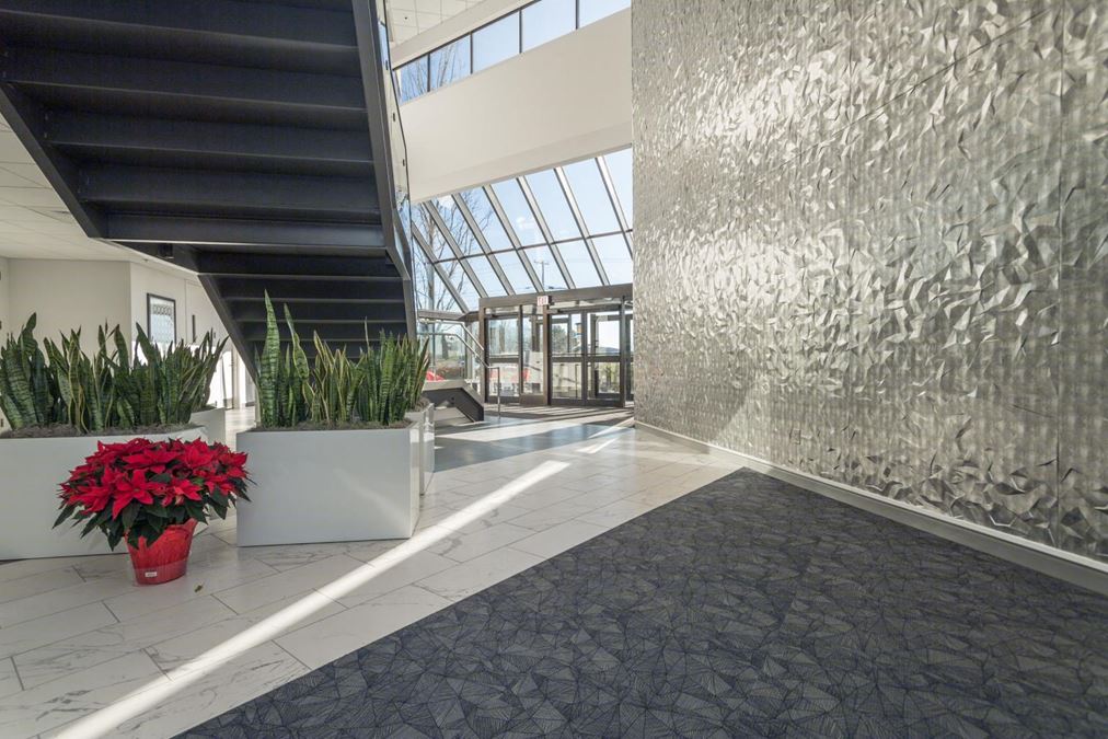 33 Boston Post Road