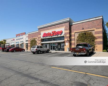 Retail space for Rent at Fruitvale Station Shopping Center in Oakland