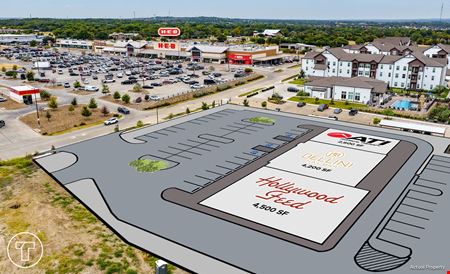 HEB Anchored Hudson Oaks Retail Strip