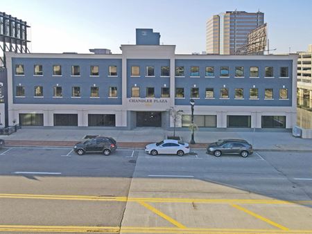 Commercial space at Chandler Plaza in Lansing