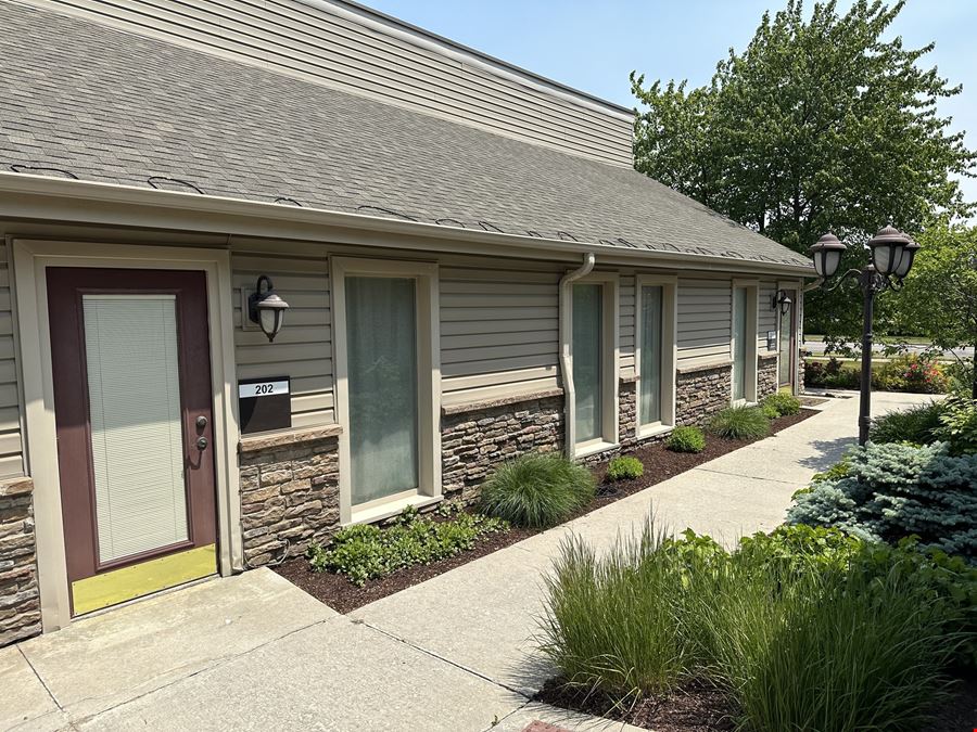 31811 Middlebelt Road, Suite 202, Farmington Hills, MI 48334