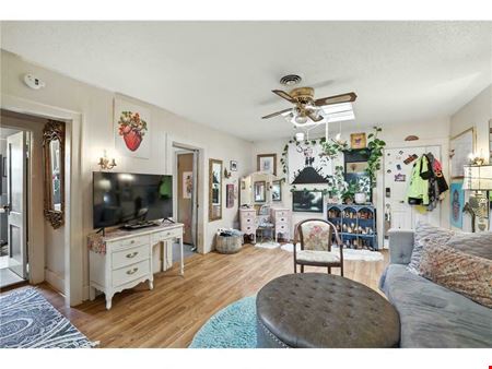 205 S Main St