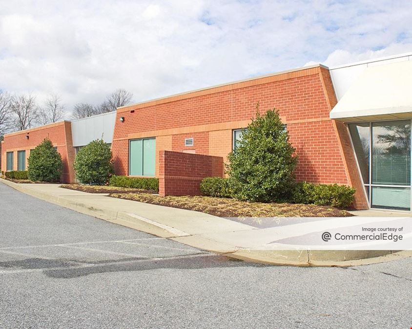6800 Deerpath Road