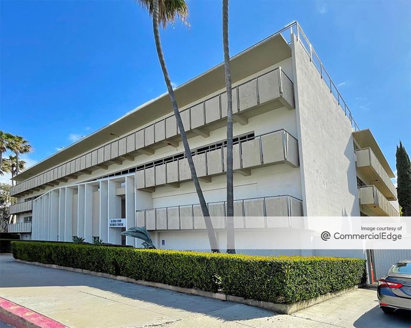 505 Coast Blvd South