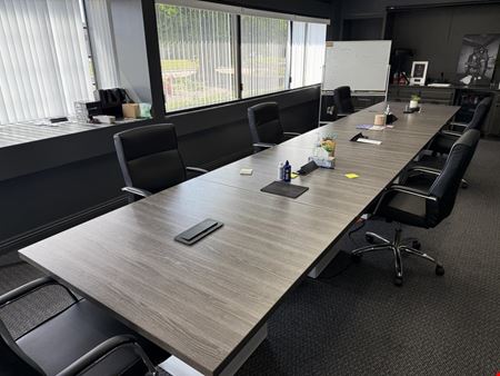 Office w/ Furniture 5140 Avenida Encinas