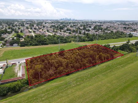 VacantLand space for Sale at ±2.75 Acres on Lapalco Blvd, Westwego, LA in Westwego