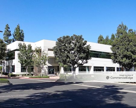 Industrial space for Rent at Alton Plaza in Irvine