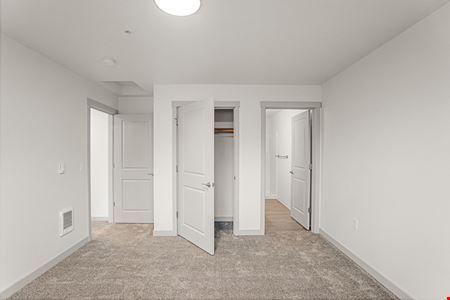 Carlton Palms Apartments