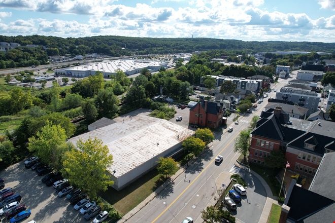11 Blackstone River Road