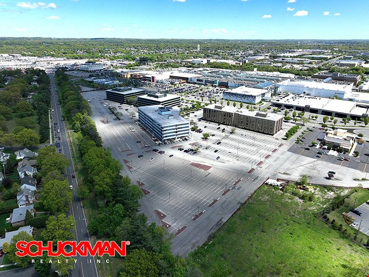 100 Garden City Plaza +4 Acre Roosevelt Field Land For Sale or