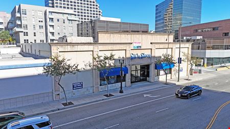 Flagship Glendale Retail Opportunity