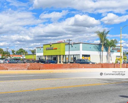 Commercial space at Victory + Tampa in Reseda