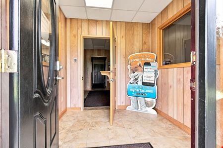 Commercial Building on ±2 Acres For Sale