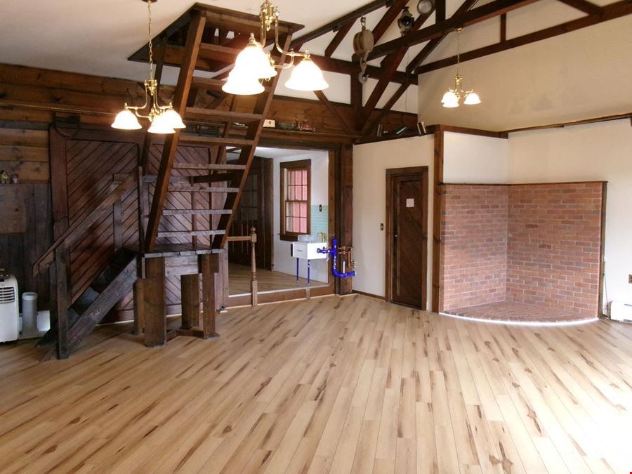 309 MAIN ST CROMWELL
