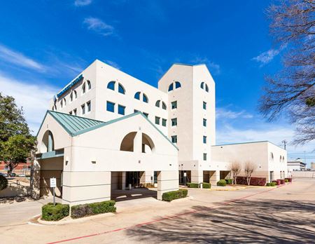 Office space for Rent at 1201 Summit Ave in Fort Worth