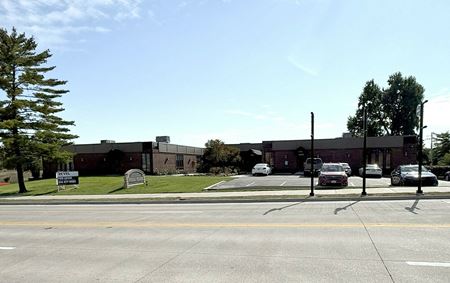 Office space for Rent at 8700 Manchester Rd in Saint Louis