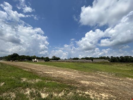 9.5 acres Lakeland Drive