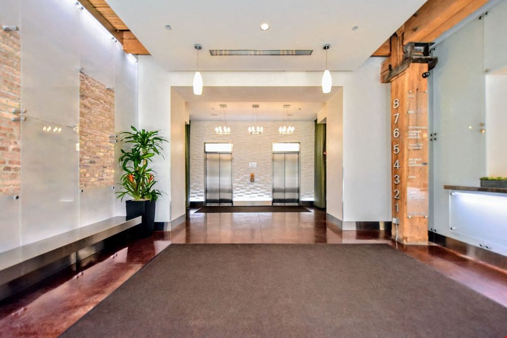 626 W Jackson