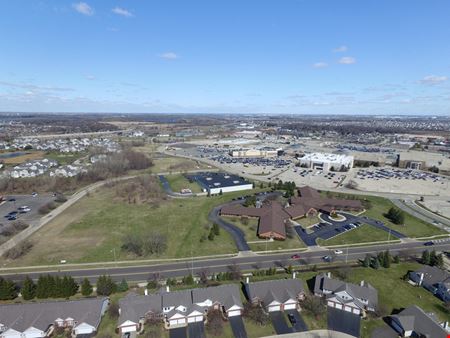 Mall Loop Dr.