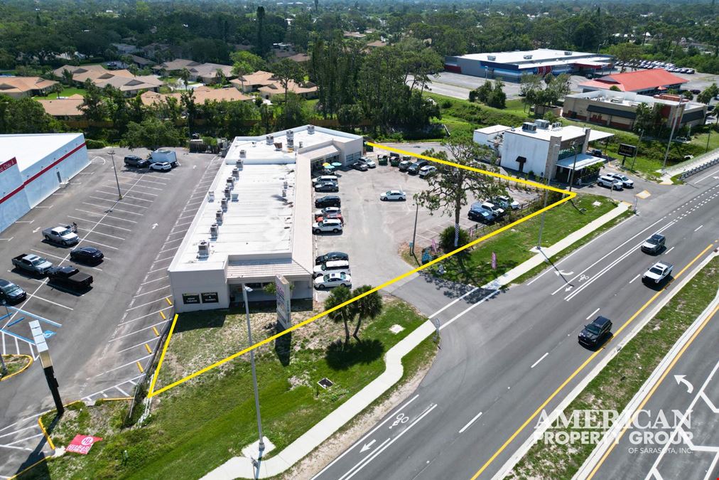 Buccaneer Plaza