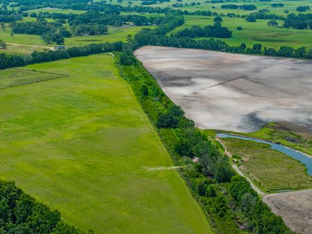 Commercial space at Sumter County Sod Farm in Center Hill