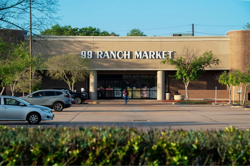 Shops at Williams Trace