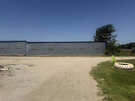 611 Farm to Market 455 West
