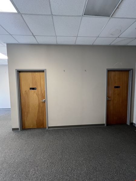 9481 Industrial Center Drive, Unit 5