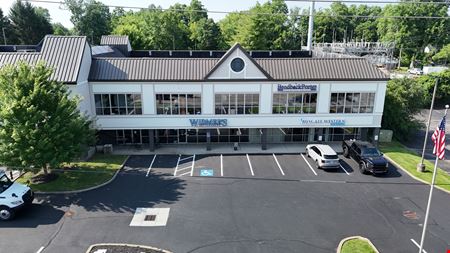 Retail space for Rent at Oaktree Centre in Cincinnati