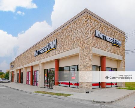 Retail space for Rent at Medallion Center in Dallas