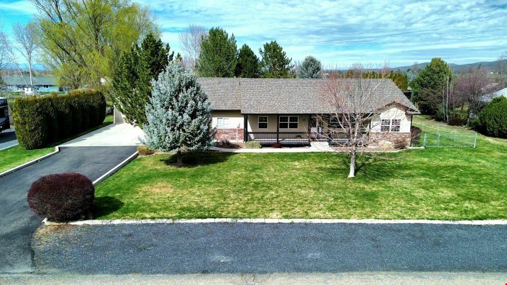 2082 NE 16th Ave
