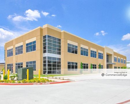 Office space for Rent at Parkwood 121 Village in Plano