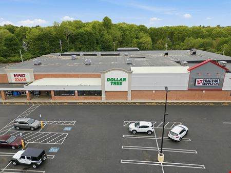 Retail space for Rent at Holbrook Center in Holbrook