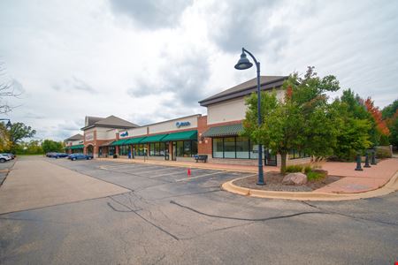 1006 - 1078 E. Algonquin Rd.
