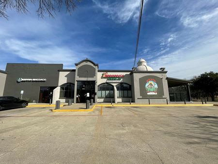 Retail space for Rent at 8014 Harry Hines Blvd in Dallas
