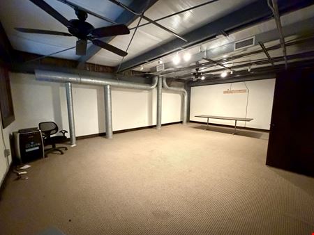 Riverwalk Showroom / Office