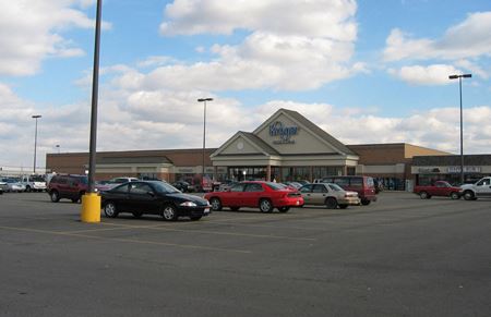 Retail space for Rent at London Plaza in London