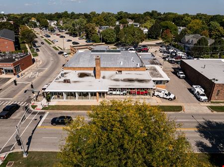 400 W. Northwest Hwy. 