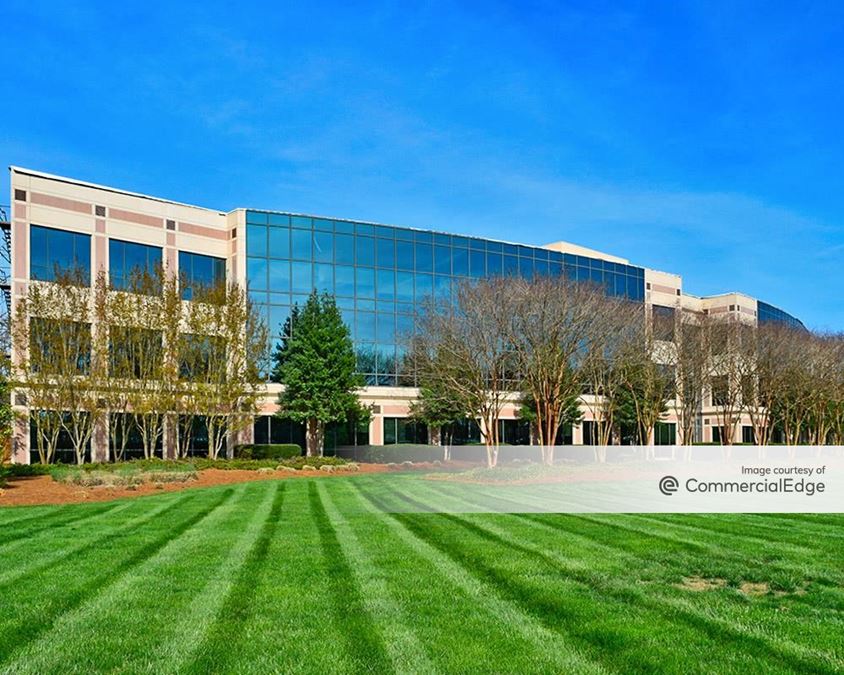 Green Valley Office Park - Lake Point