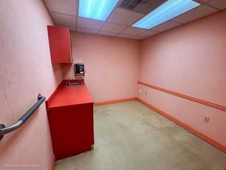 Gateway Center - 1037 West US Highway 90, Unit 11 and Unit 14
