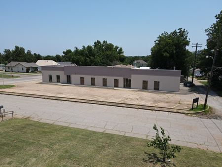 Office space for Sale at 324 N 19th St in Guthrie