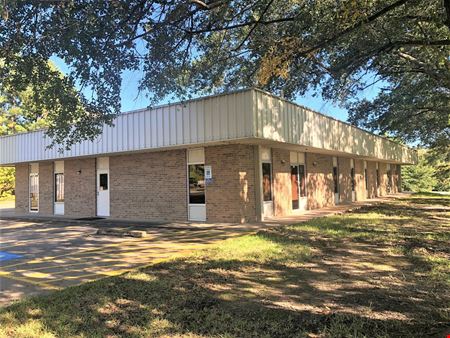 2202 Old Henderson Hwy