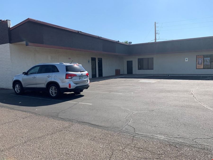 Retail property in Glendale, AZ